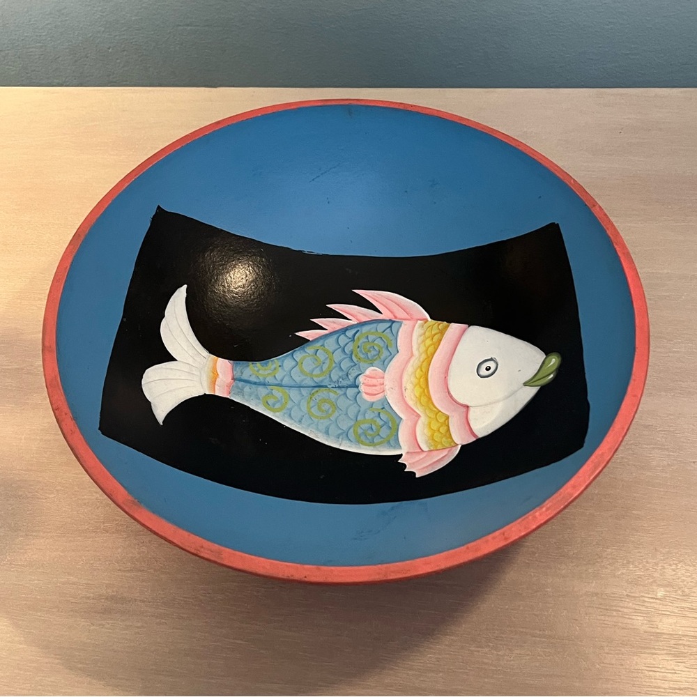 Vintage Hand Painted Wooden Fish Bowl‎